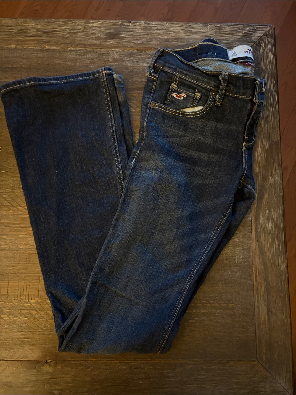 Hollister women’s Dark Indigo Slim Straight Jeans
